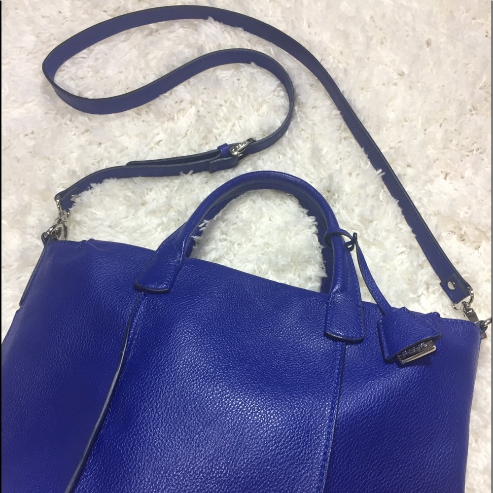 Cobalt blue 🤖🦋🌎💧crossbody